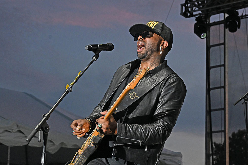 Ayron Jones Wants to Be This Generation’s ‘Guitar’ Guy – Are You In?