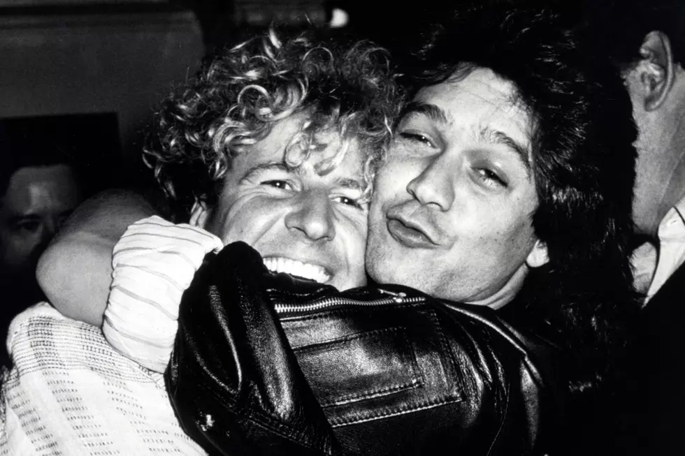 Sammy Hagar - Eddie Van Halen Helped Write My New Song in a Dream