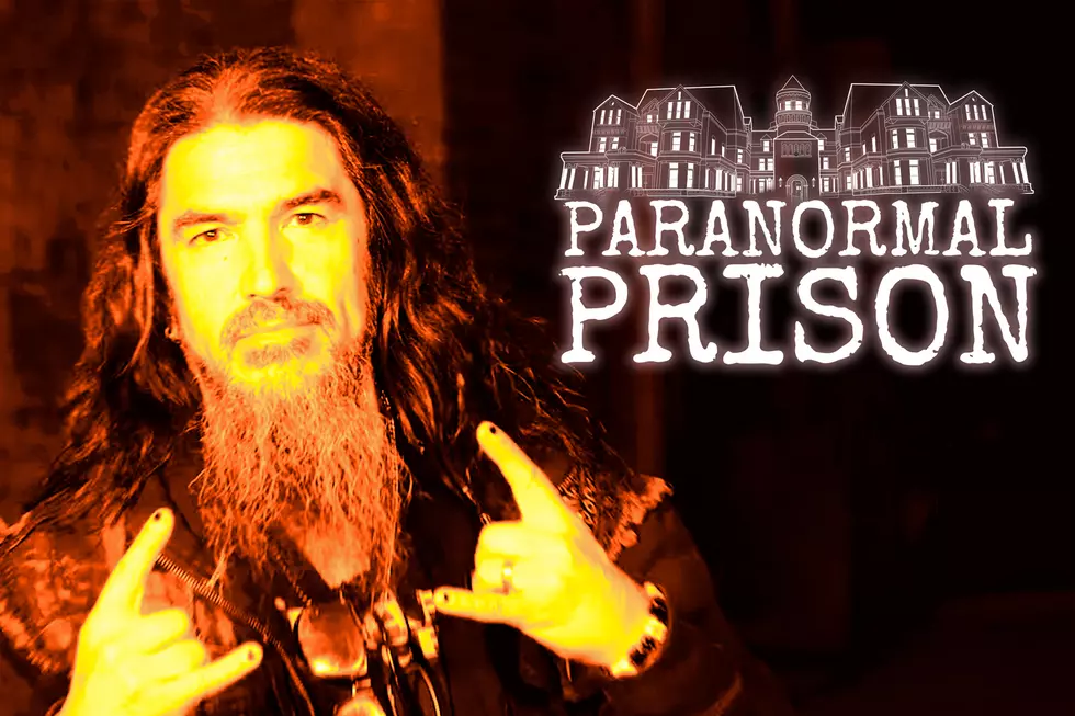 Ghost Hunting With Machine Head's Robb Flynn (Paranormal Prison)