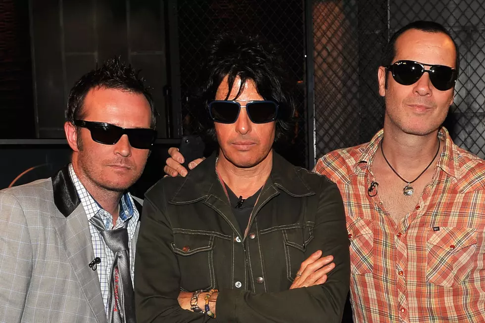 STP Recall the Moment Scott Weiland &#8216;Took a Turn&#8217; to Addiction
